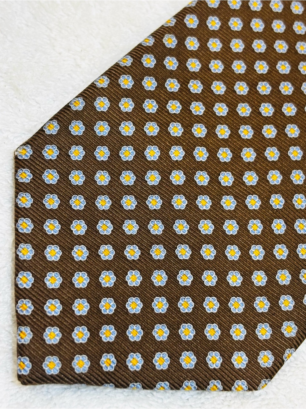 Brand New Stylish Tie By JoS A. Bank